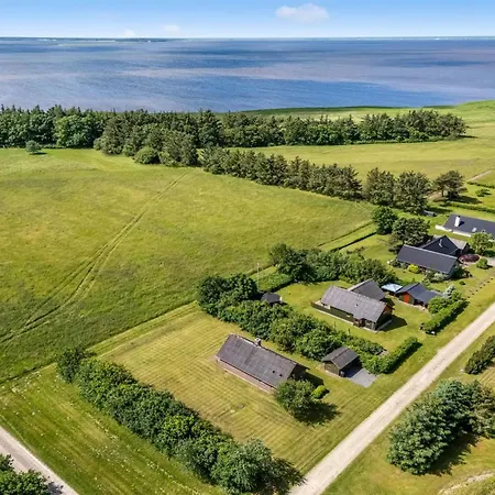Arlin - 380m To The Fjord By Interhome *